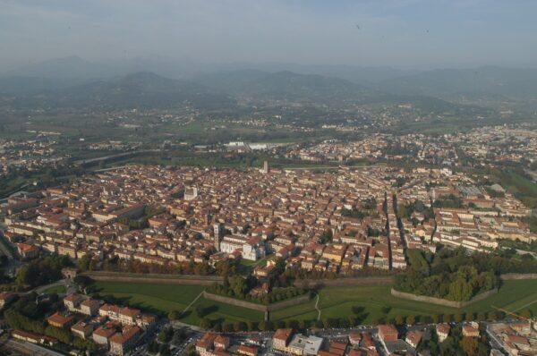 Lucca dall'alto