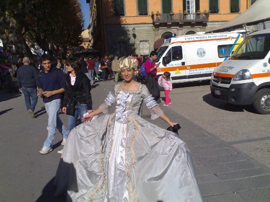 In città anche in maschera