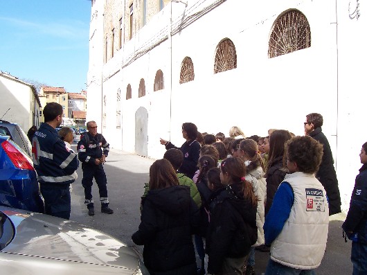 scuole con volontari di protezione civile